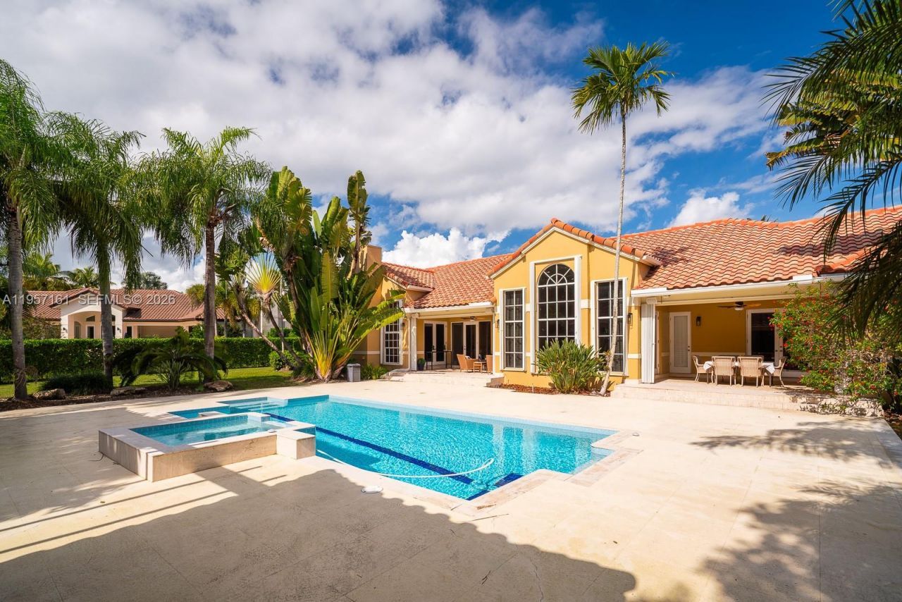 5770 SW 128th St , Pinecrest, FL 33156 Photo