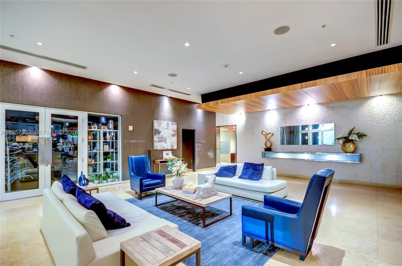 60 SW 13th St, Unit 3004, Miami, FL 33130 Photo