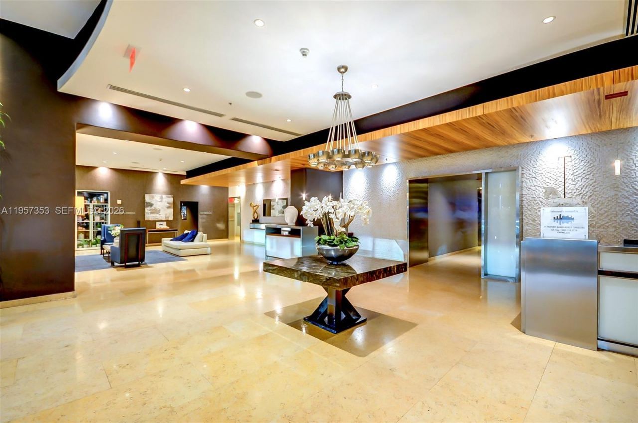 60 SW 13th St, Unit 3004, Miami, FL 33130 Photo