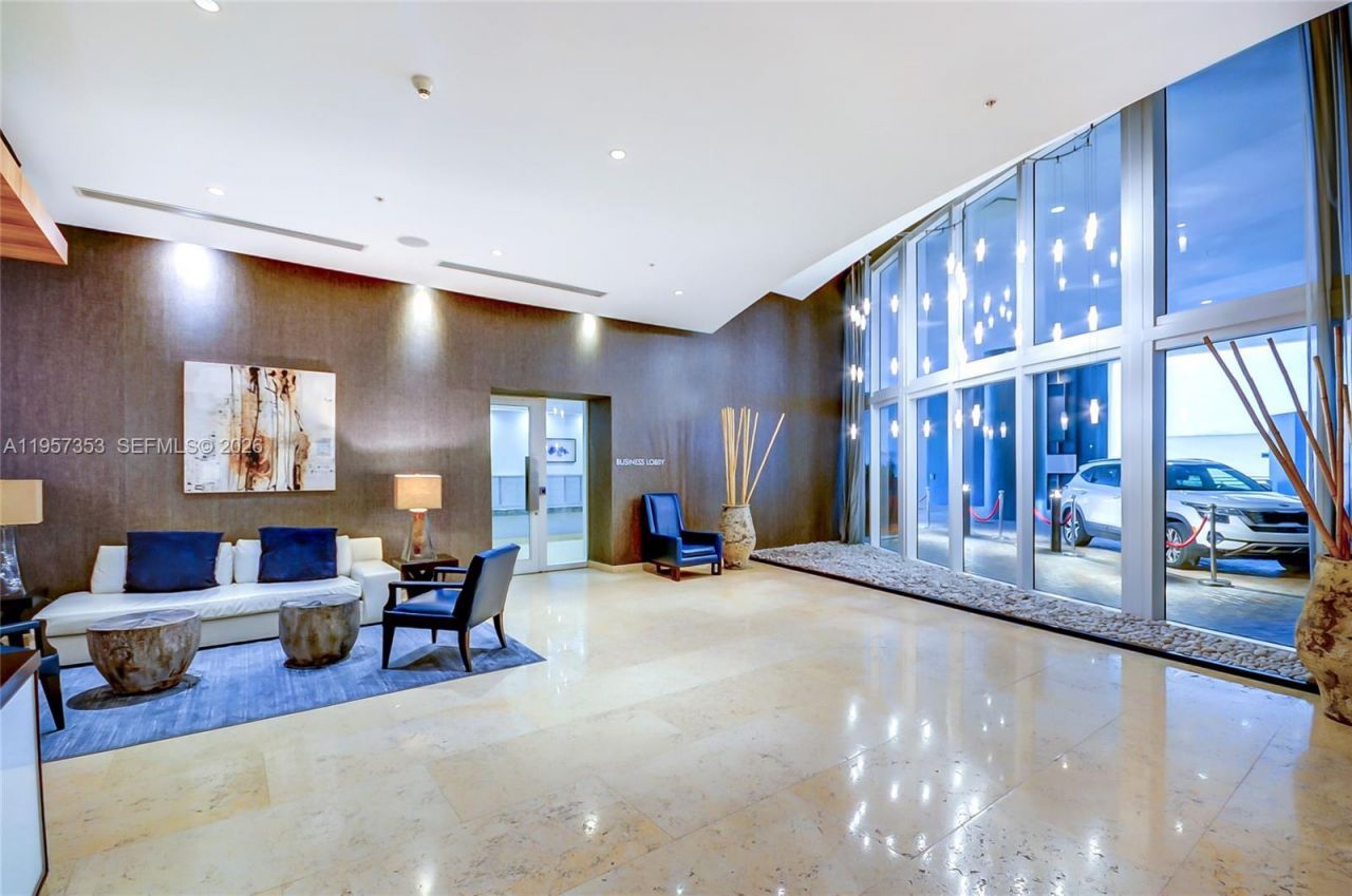 60 SW 13th St, Unit 3004, Miami, FL 33130 Photo