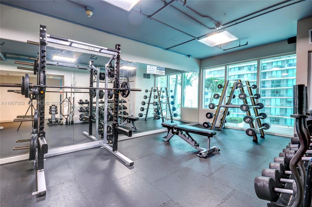 60 SW 13th St, Unit 3004, Miami, FL 33130 Photo