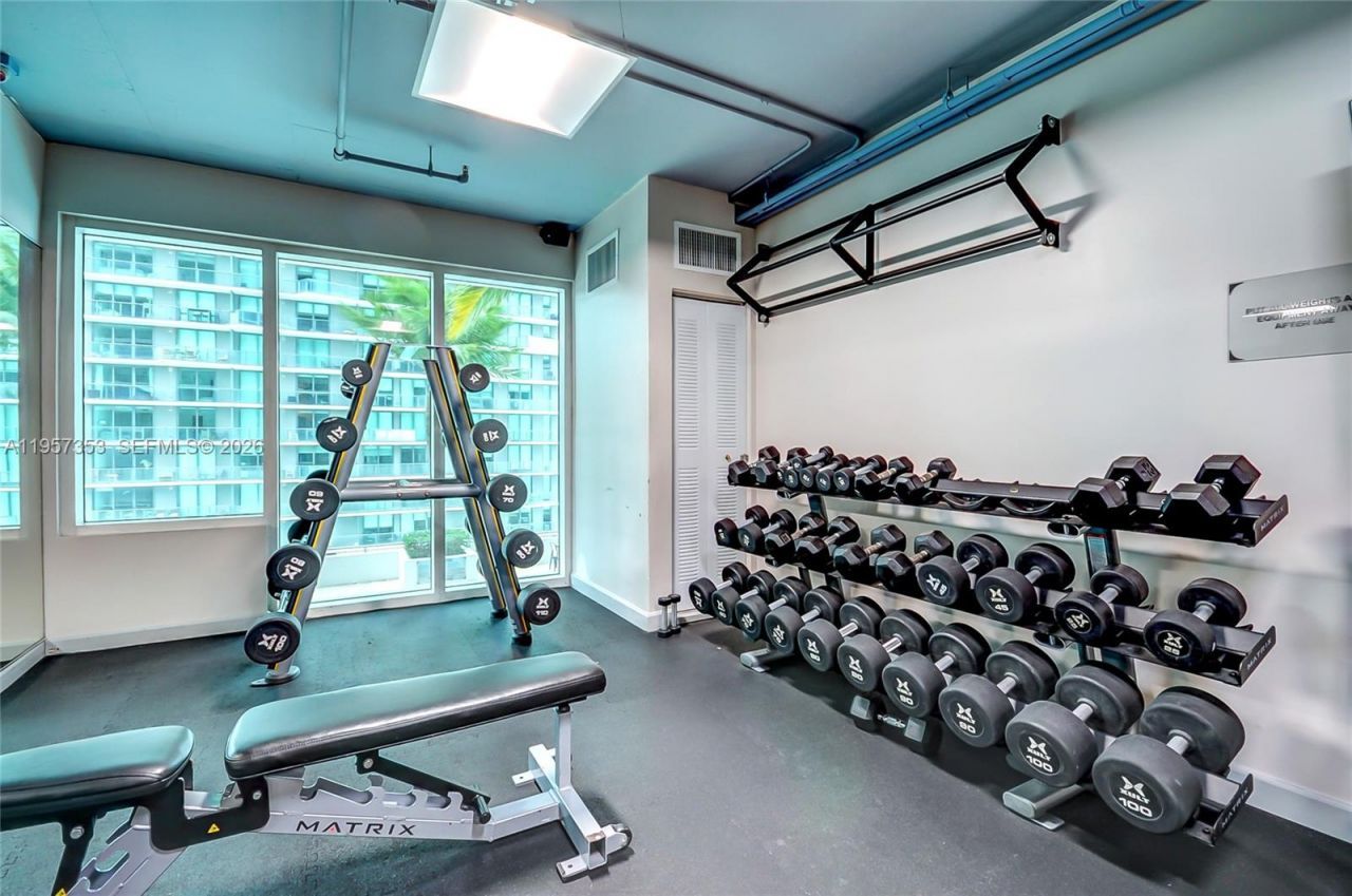 60 SW 13th St, Unit 3004, Miami, FL 33130 Photo