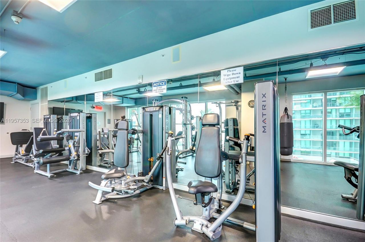 60 SW 13th St, Unit 3004, Miami, FL 33130 Photo