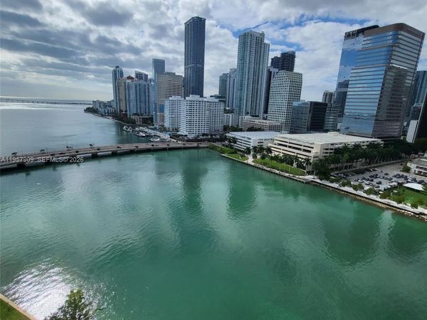 701 Brickell Key Blvd, Unit 1902, Miami, FL 33131