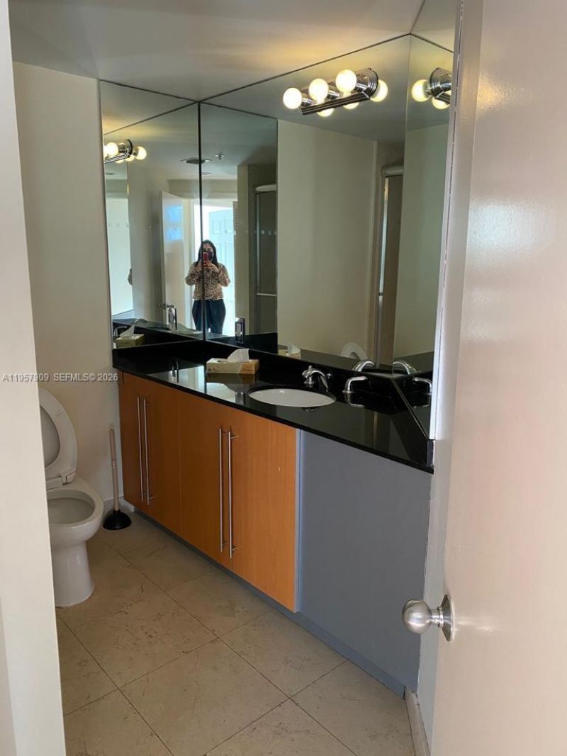 701 Brickell Key Blvd, Unit 1902, Miami, FL 33131 Photo