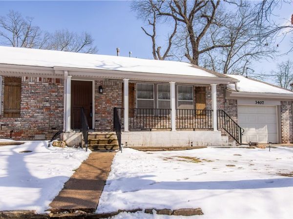 3407 Ridge Road, Siloam Springs, AR 72761