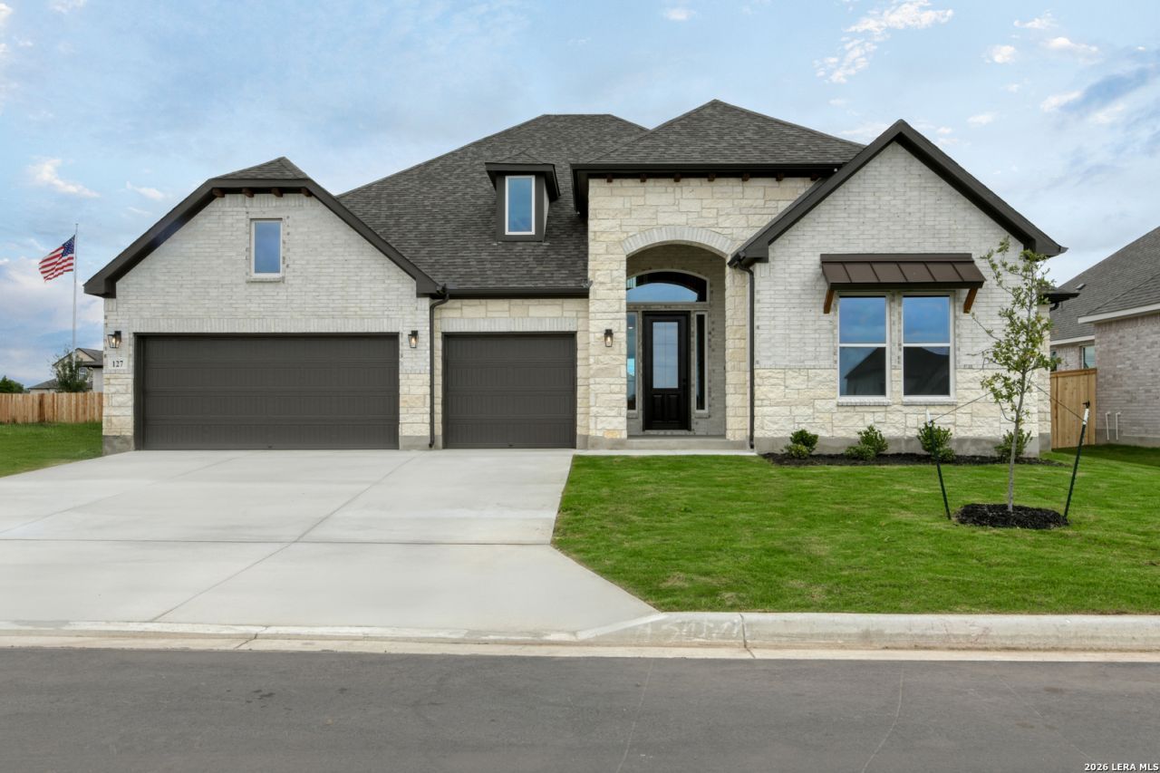 127 Megan's Point, Castroville, TX 78009 Main Photo
