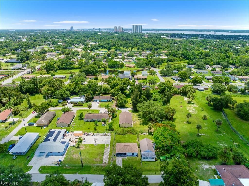 210 Charlotte Ave, Fort Myers, FL 33916 Photo