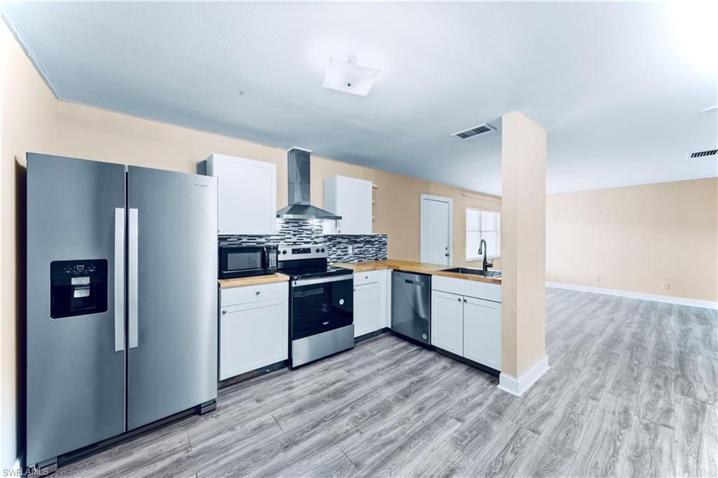 210 Charlotte Ave, Fort Myers, FL 33916 Photo