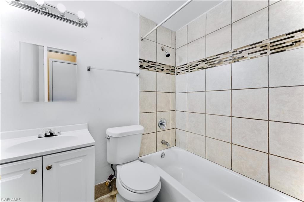 210 Charlotte Ave, Fort Myers, FL 33916 Photo