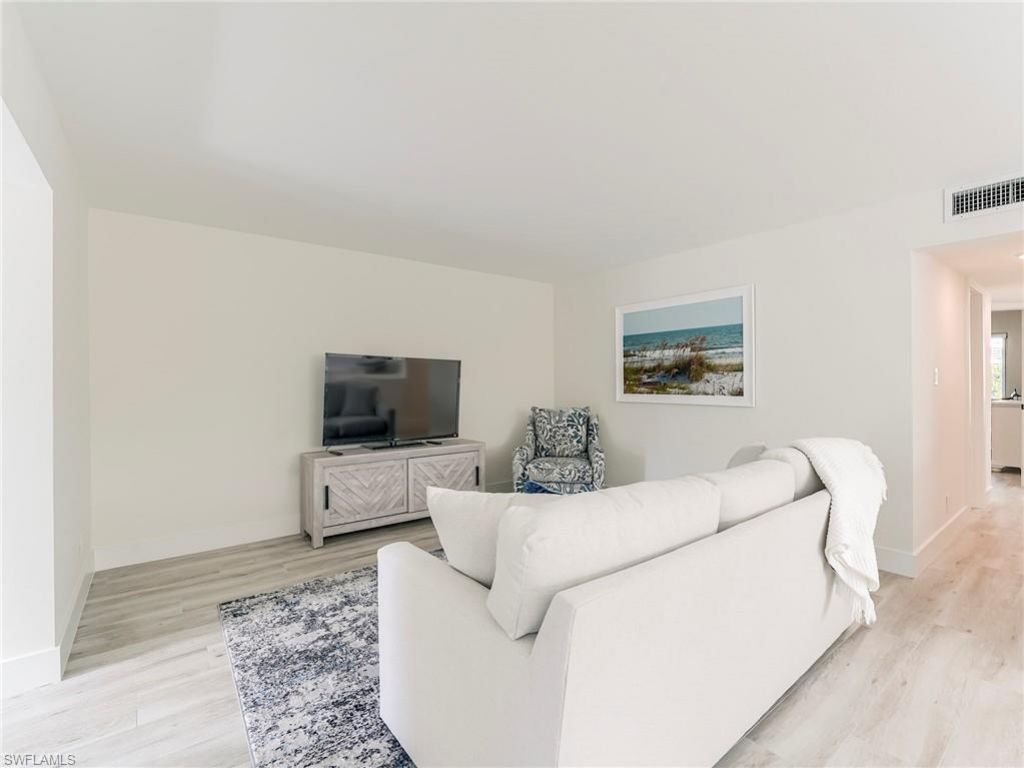 354 Harbour Dr , Unit 354, Naples, FL 34103 Photo