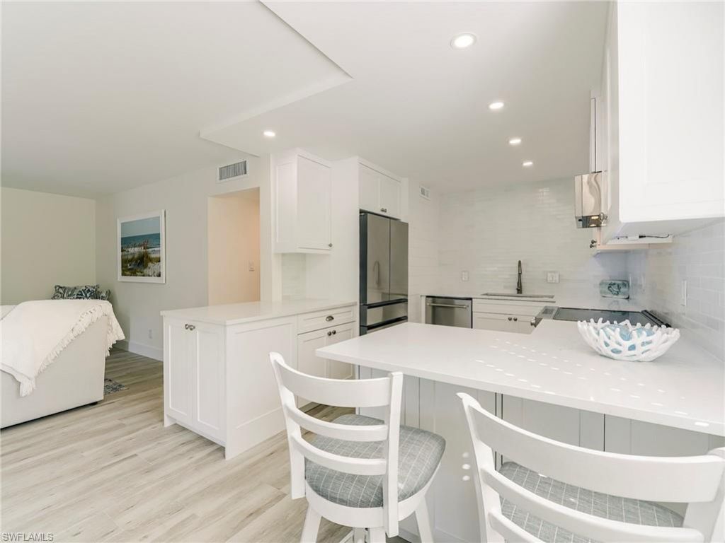 354 Harbour Dr , Unit 354, Naples, FL 34103 Photo