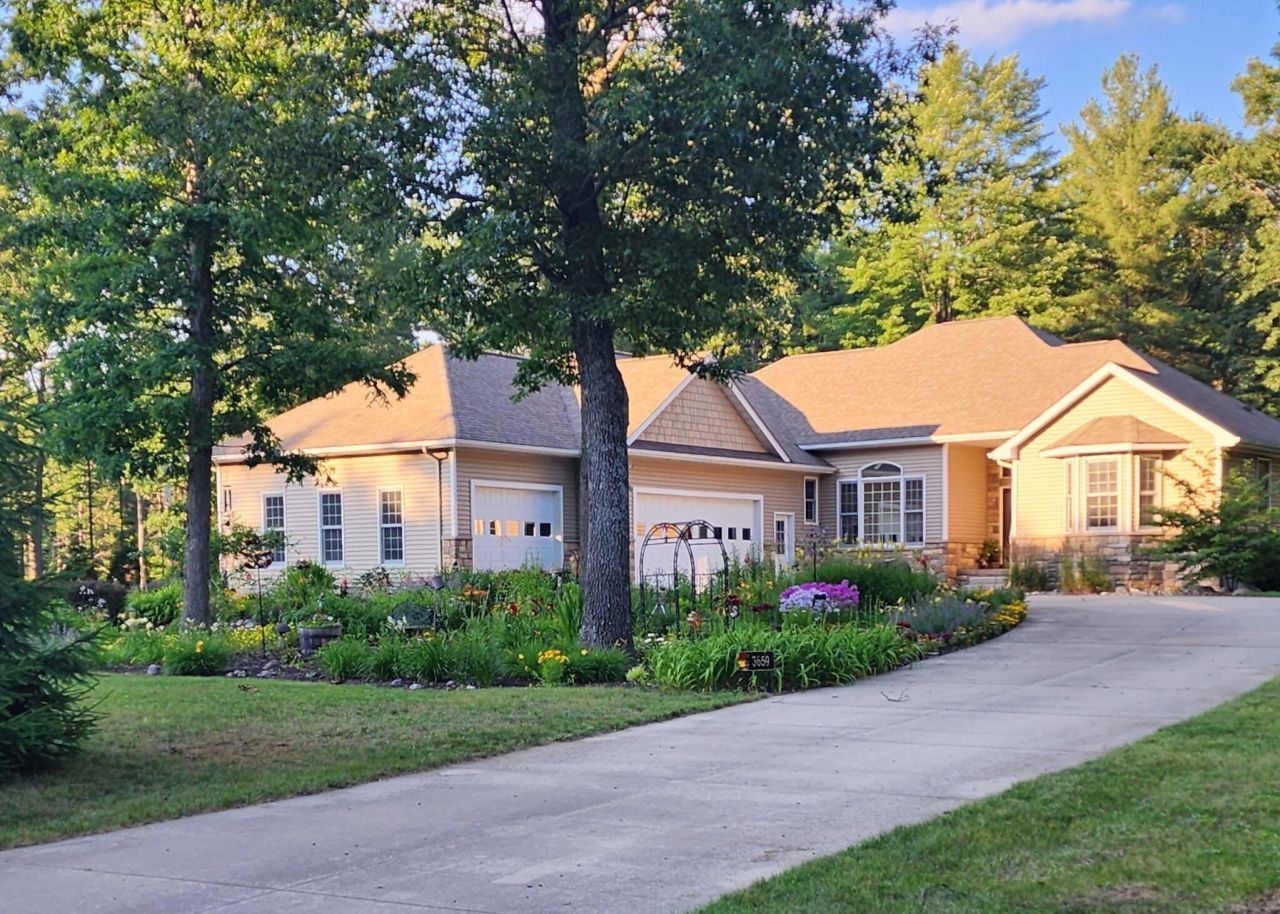 3659 Whisper Cove Trail, Prudenville, MI 48651 Main Photo
