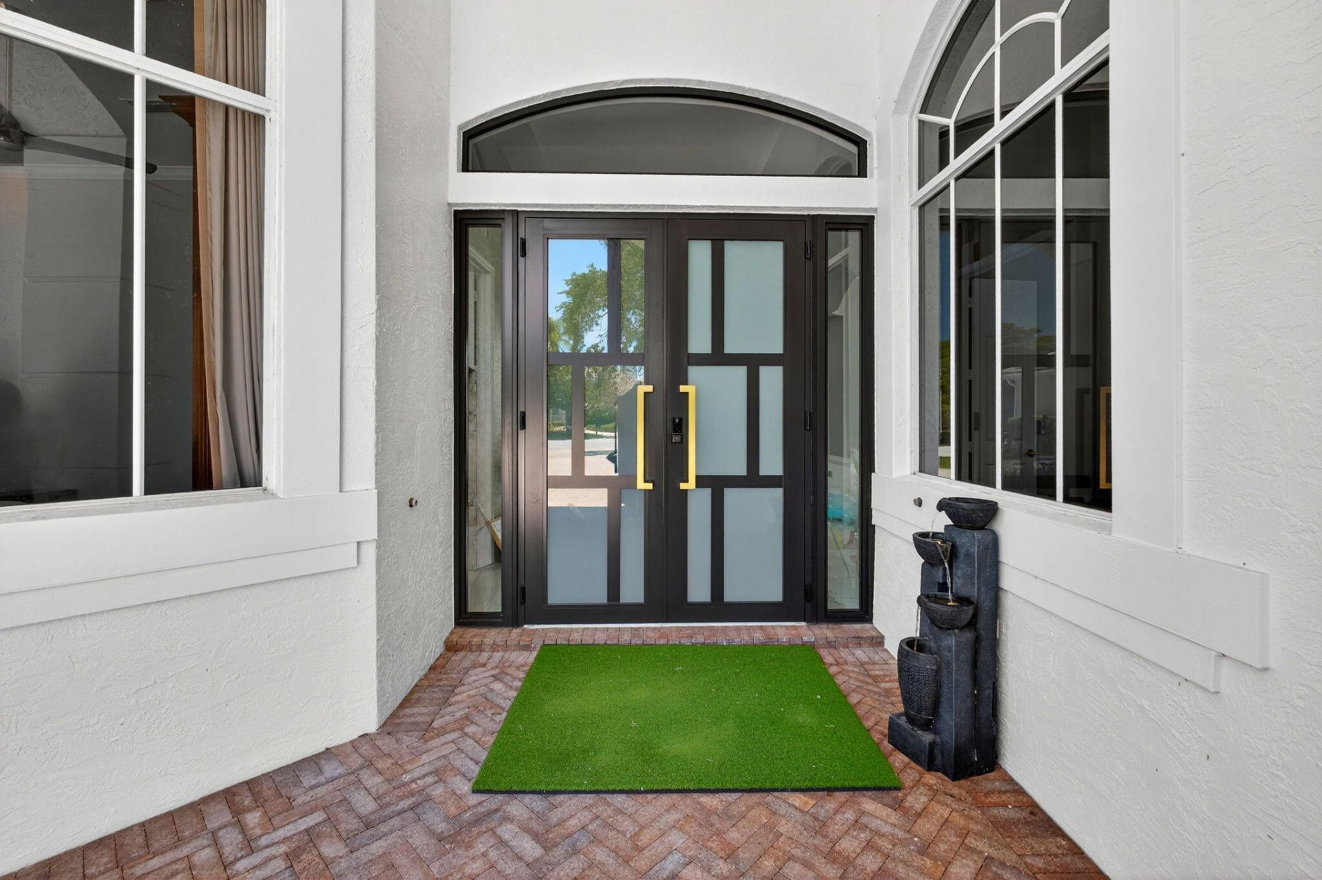 6778 Oakmont Way, West Palm Beach, FL 33412 Photo