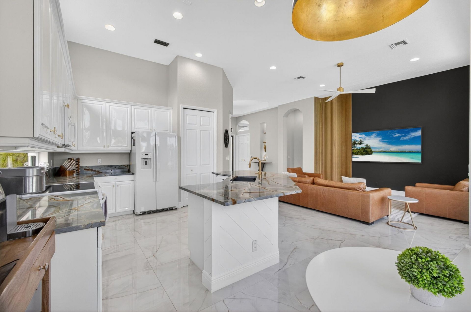 6778 Oakmont Way, West Palm Beach, FL 33412 Photo