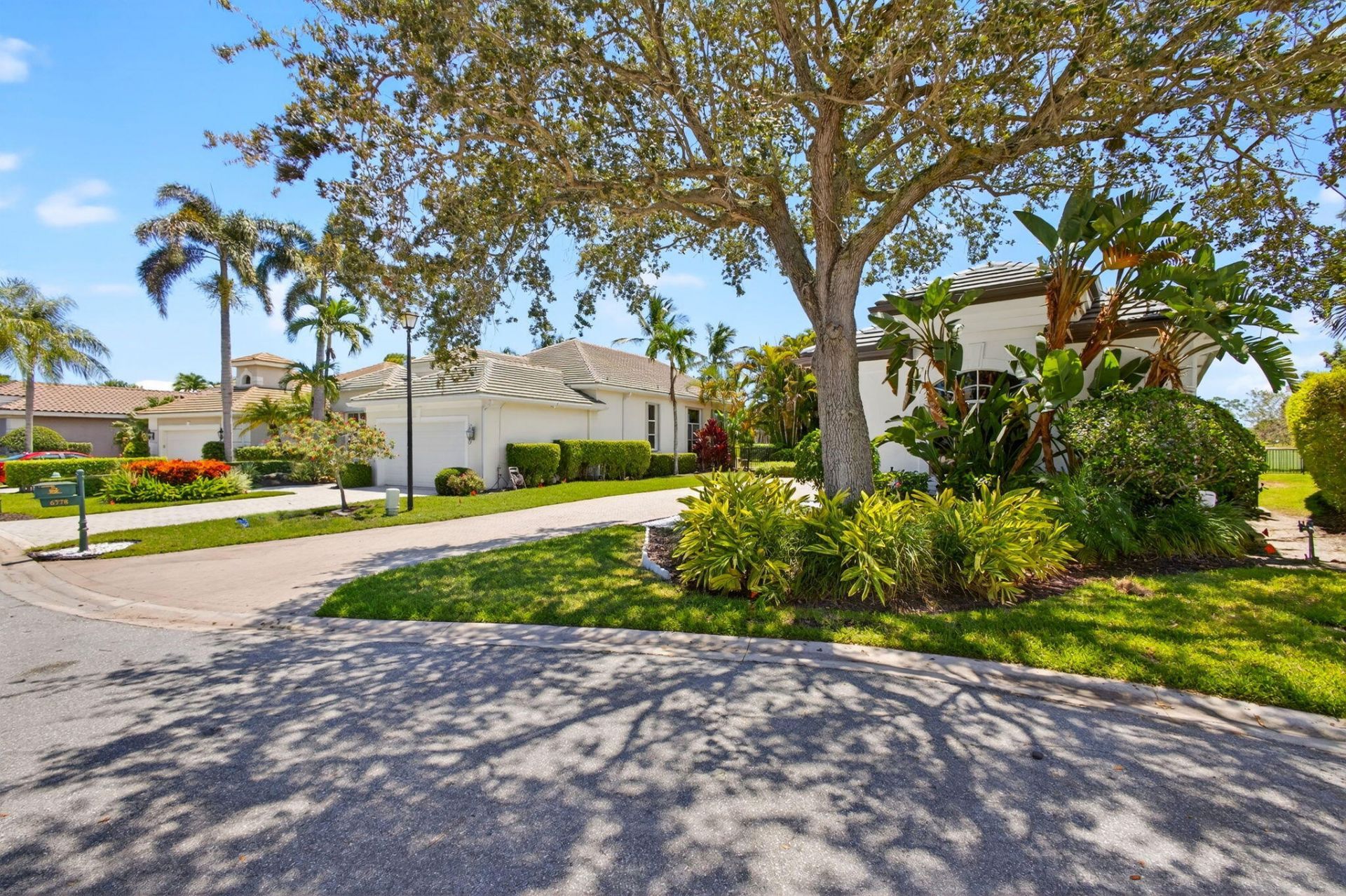 6778 Oakmont Way, West Palm Beach, FL 33412 Photo