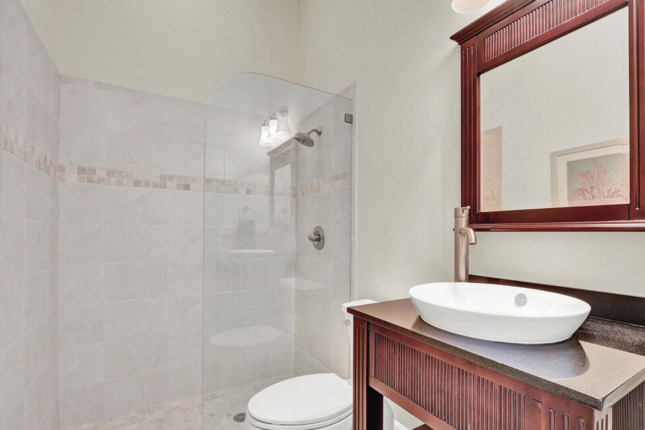 208 Turnberry Court S, Atlantis, FL 33462 Photo