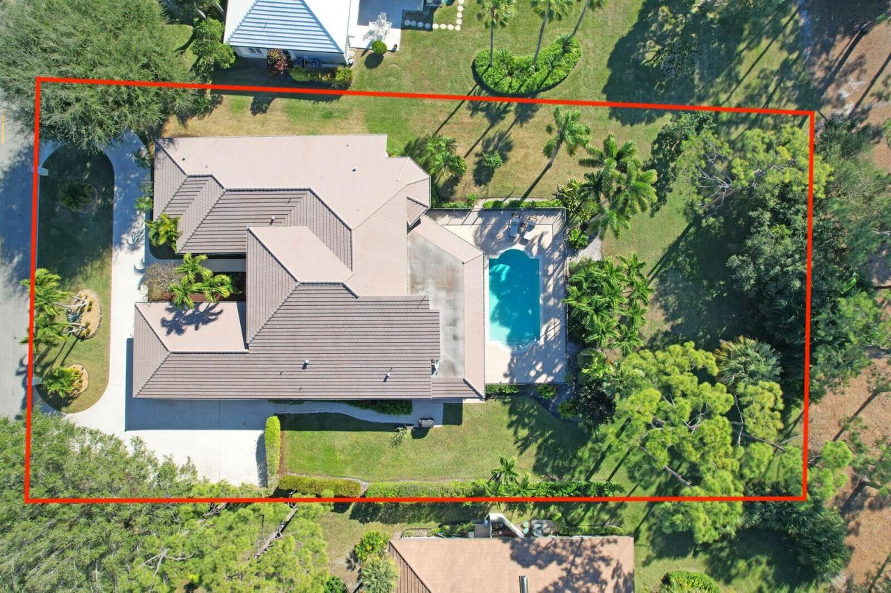 208 Turnberry Court S, Atlantis, FL 33462 Photo