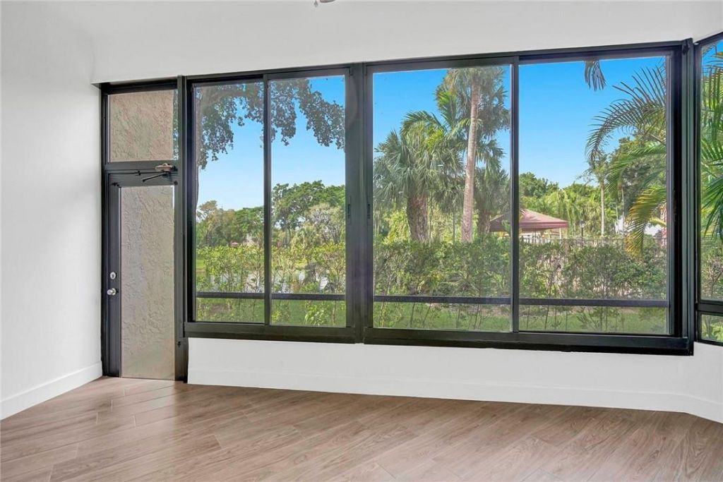 7484 La Paz Boulevard, Unit 101, Boca Raton, FL 33433 Photo