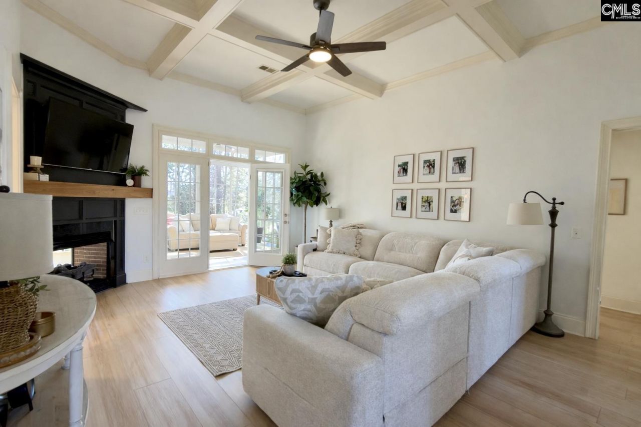 21 Winding Maple Court  Photo 13