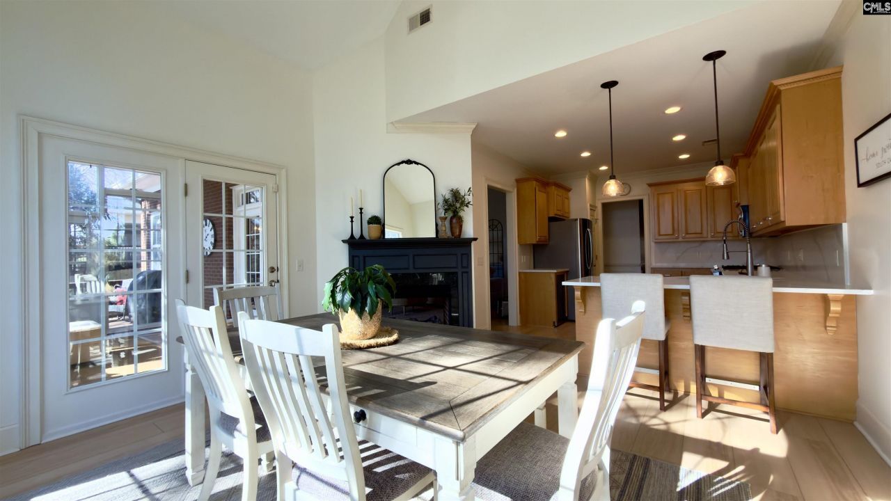 21 Winding Maple Court  Photo 21