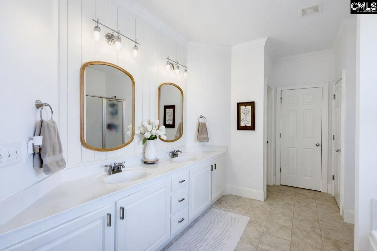 21 Winding Maple Court  Photo 29