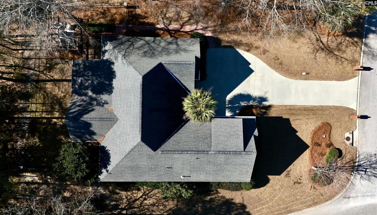 21 Winding Maple Court  Photo 5