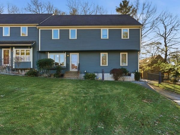 24 Deer Path, Unit 5, Maynard, MA 01754