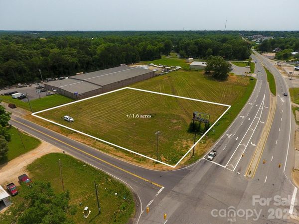 01 N Cannon Boulevard, Landis, NC 28023