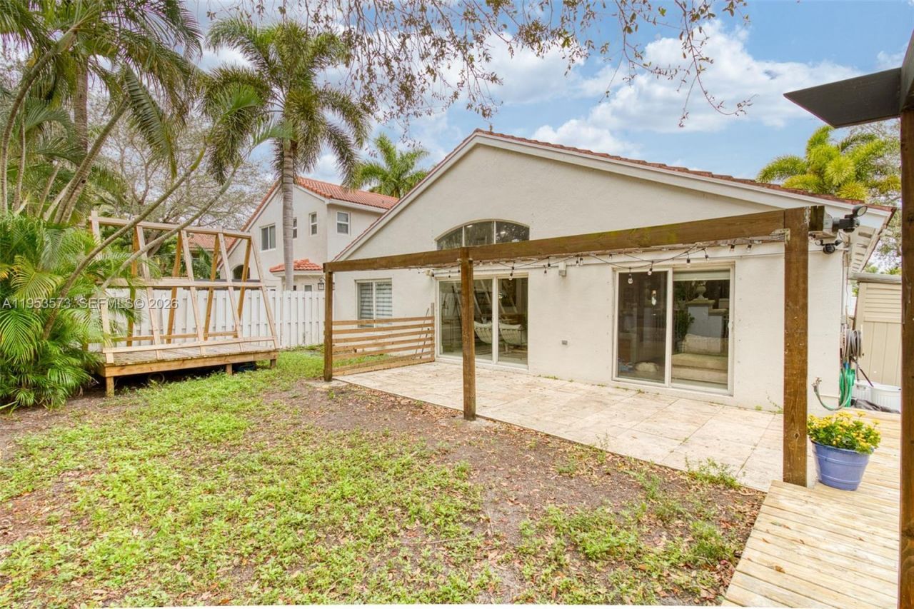 3464 SW 51st St , Hollywood, FL 33312 Photo