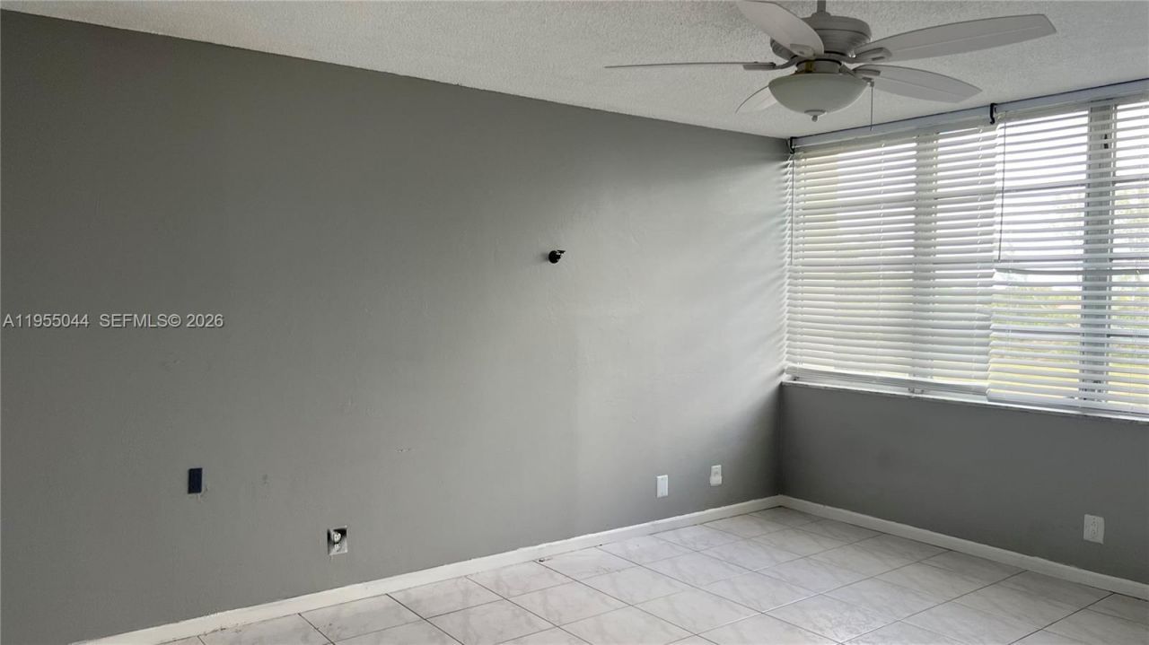 7051 Environ Blvd, Unit 332, Lauderhill, FL 33319 Photo