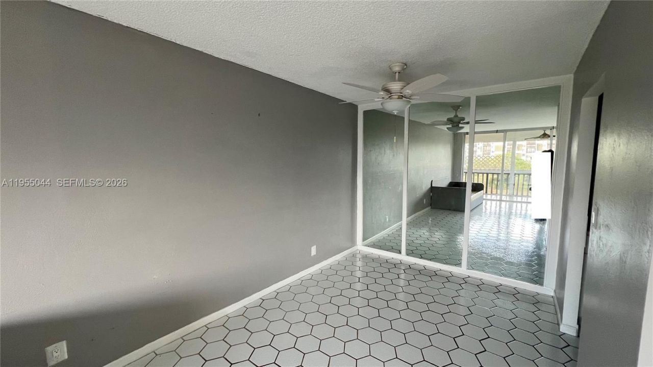 7051 Environ Blvd, Unit 332, Lauderhill, FL 33319 Photo