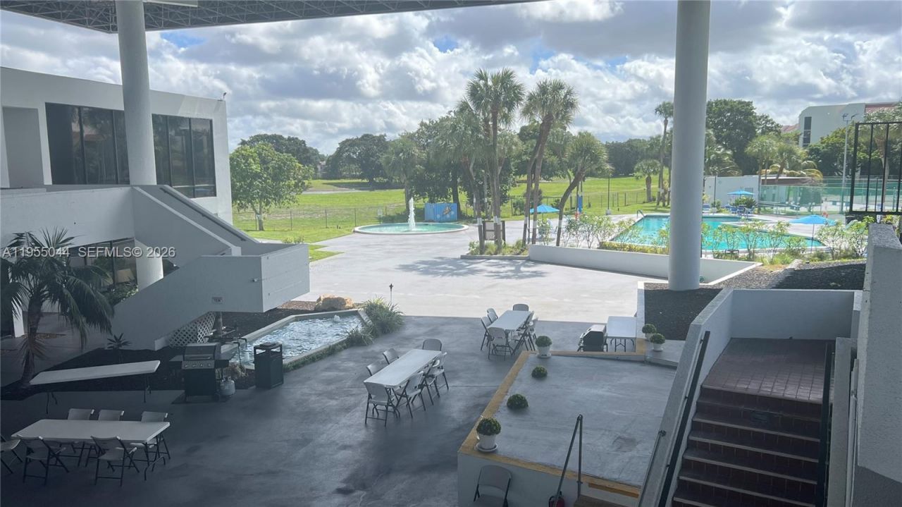 7051 Environ Blvd, Unit 332, Lauderhill, FL 33319 Photo