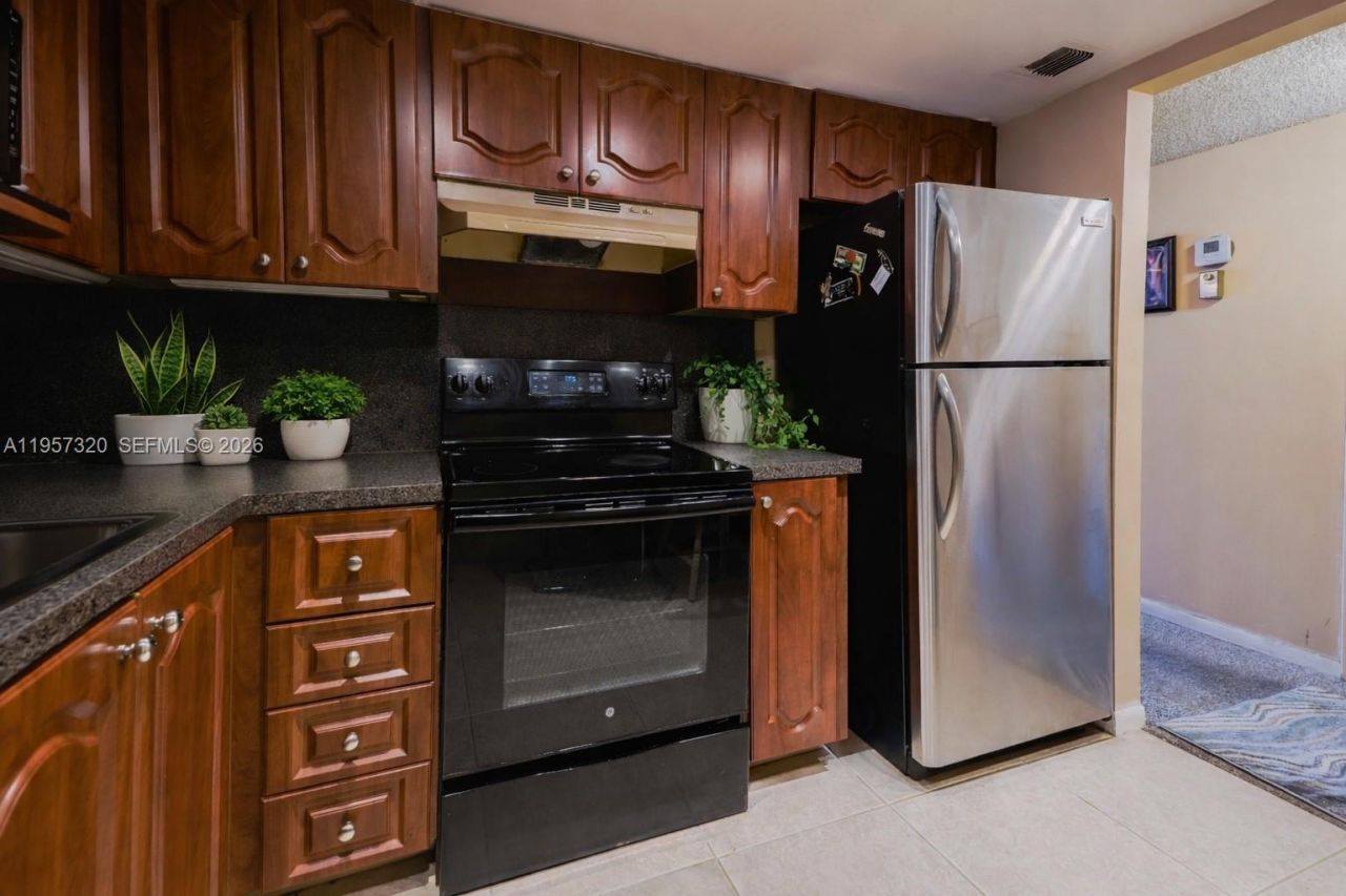 3800 S Ocean Dr , Unit 409, Hollywood, FL 33019 Photo