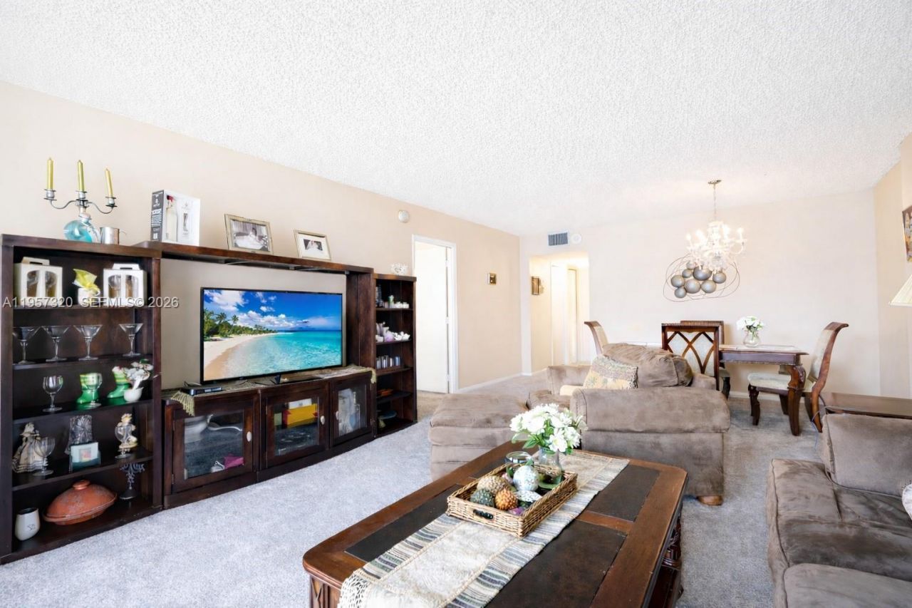 3800 S Ocean Dr , Unit 409, Hollywood, FL 33019 Photo