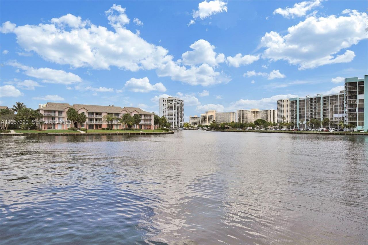 3800 S Ocean Dr , Unit 409, Hollywood, FL 33019 Photo