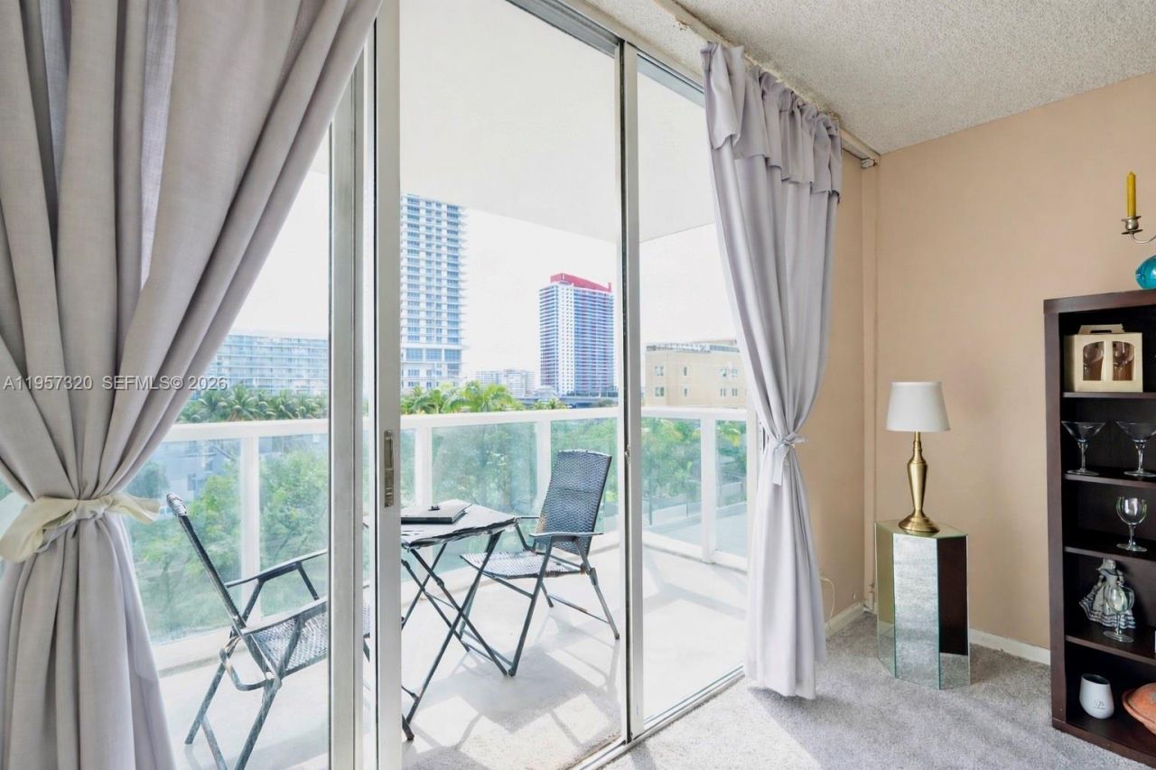 3800 S Ocean Dr , Unit 409, Hollywood, FL 33019 Photo