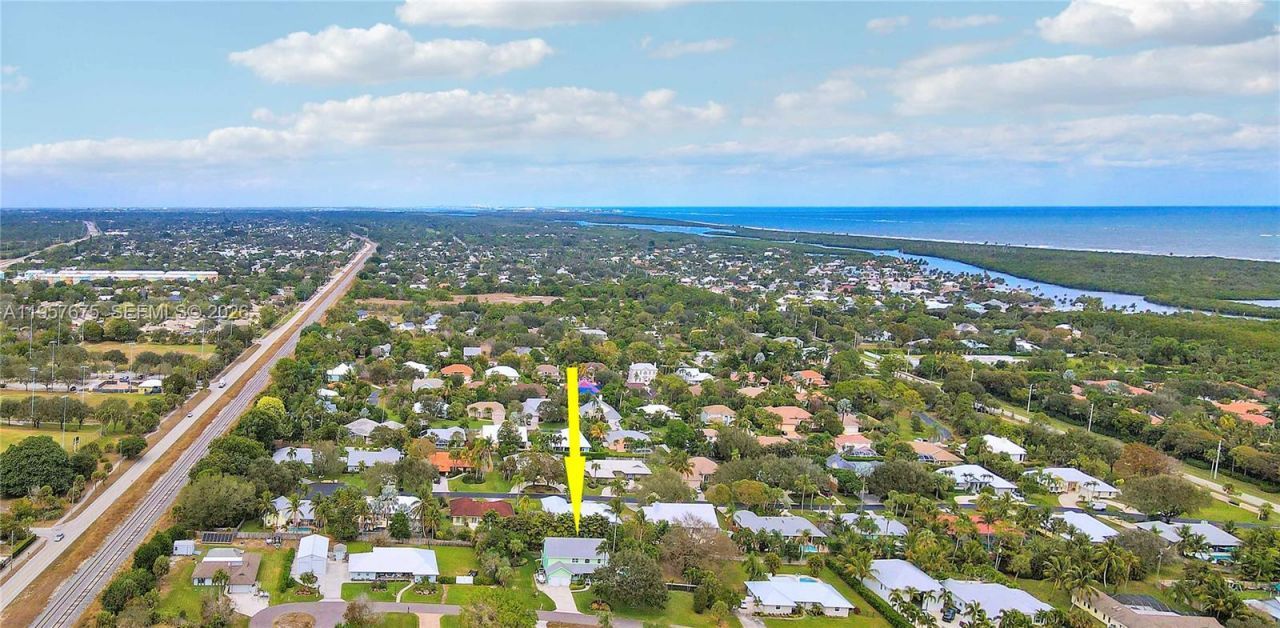 8445 SE Bayberry Ter , Hobe Sound, FL 33455 Photo