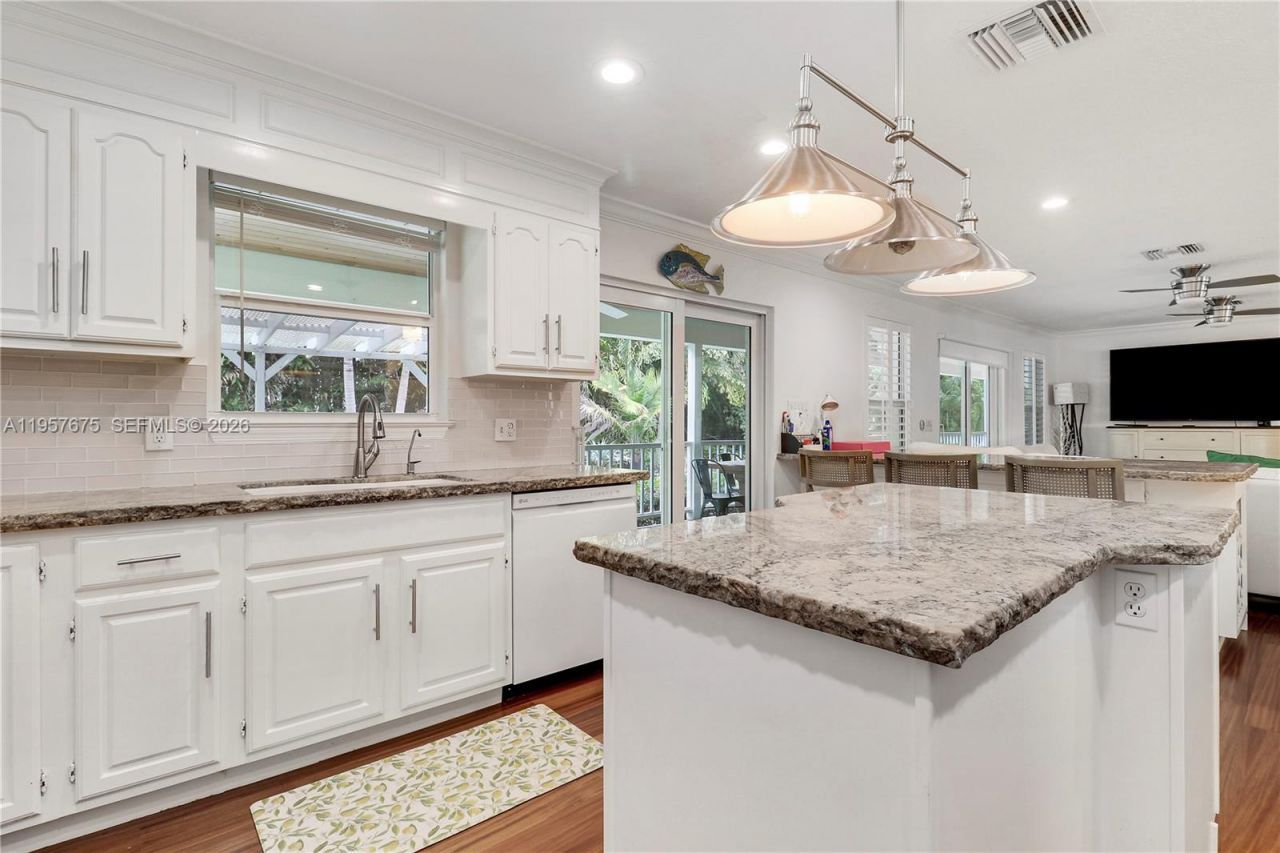 8445 SE Bayberry Ter , Hobe Sound, FL 33455 Photo