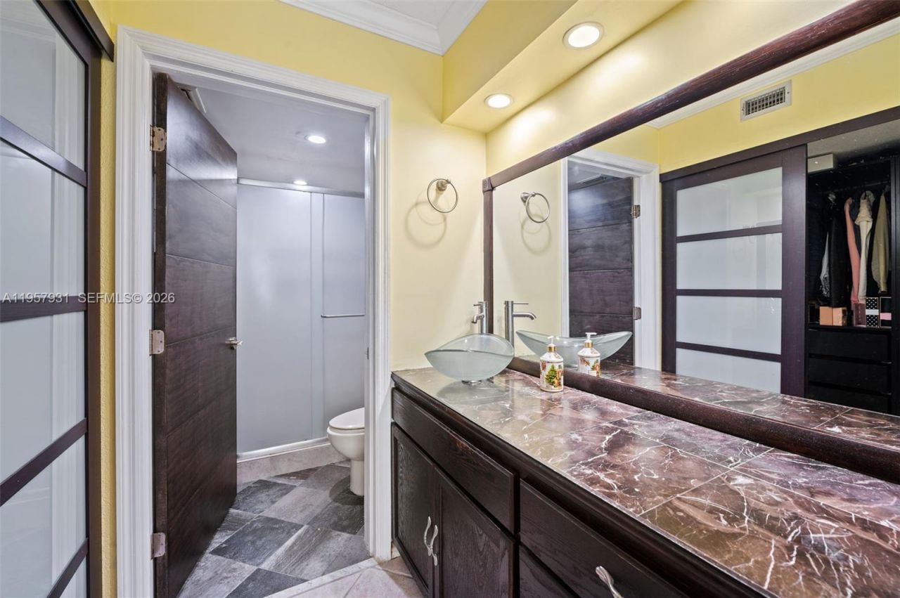 2768 S Carambola Cir S, Unit 403, Coconut Creek, FL 33066 Photo