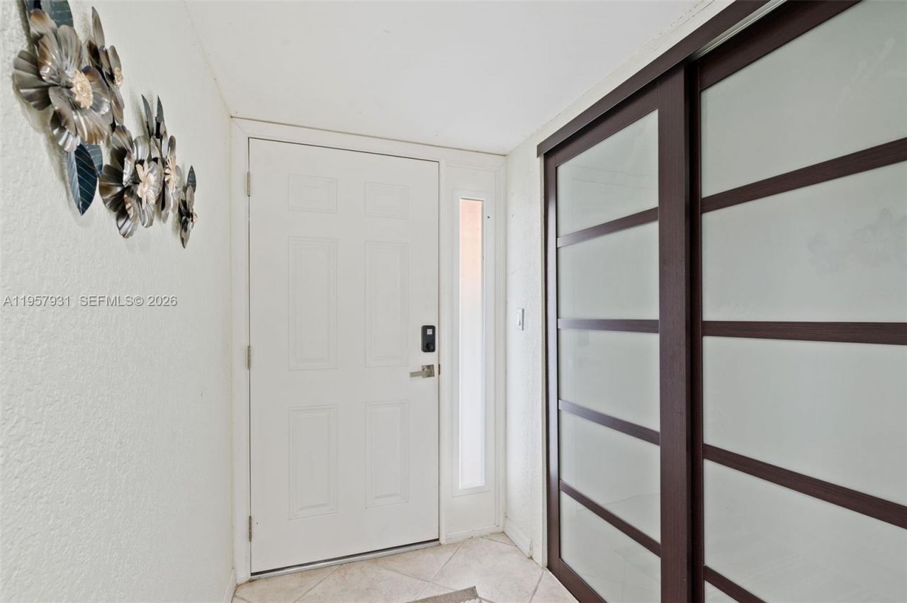 2768 S Carambola Cir S, Unit 403, Coconut Creek, FL 33066 Photo