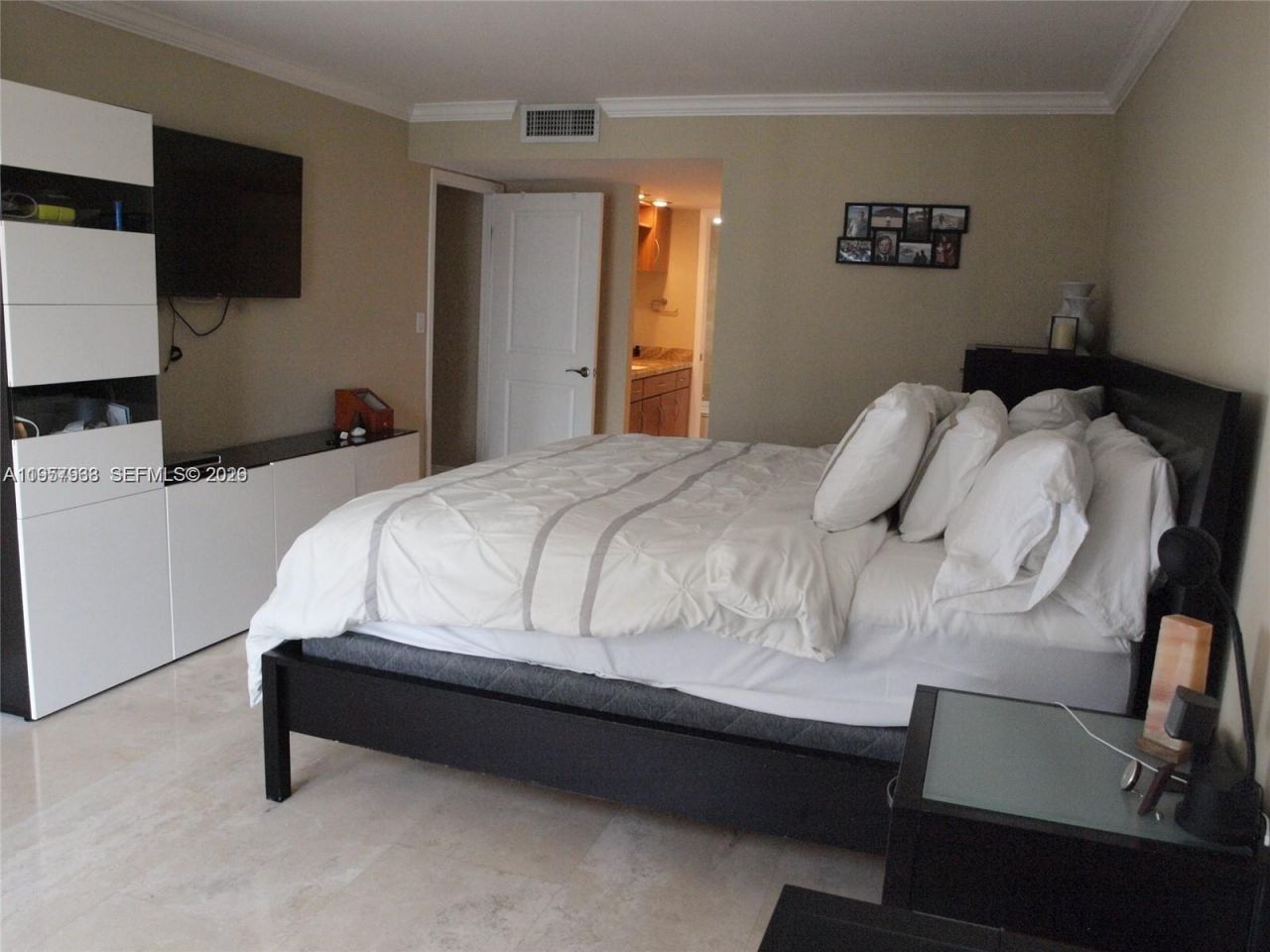 1901 Brickell Ave, Unit B1714, Miami, FL 33129 Photo