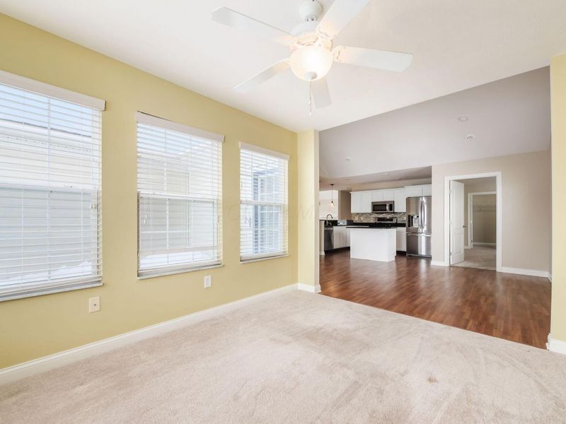 4492 Newport Loop E, Grove City, OH 43123 Photo 10