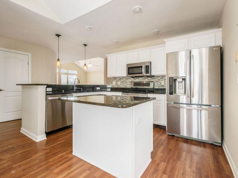 4492 Newport Loop E, Grove City, OH 43123 Photo 11