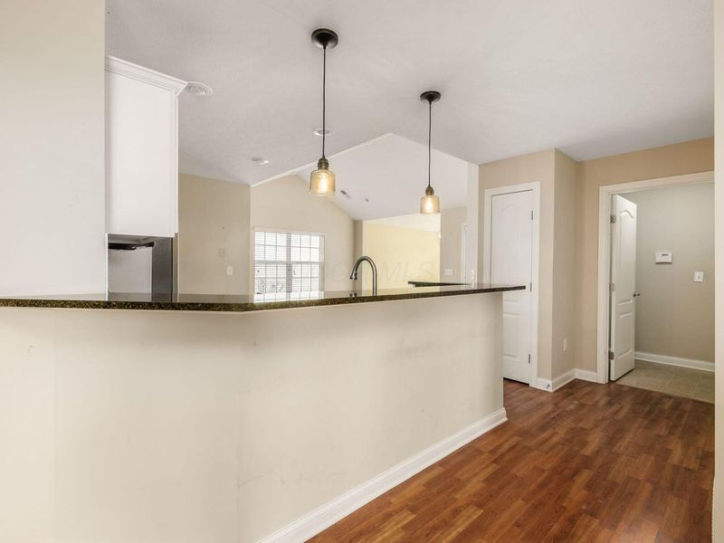 4492 Newport Loop E, Grove City, OH 43123 Photo 17