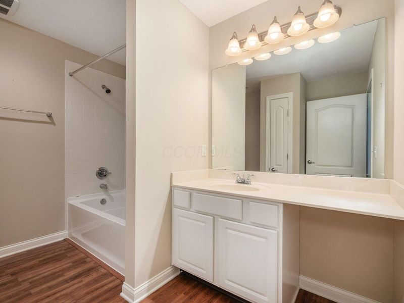 4492 Newport Loop E, Grove City, OH 43123 Photo 26