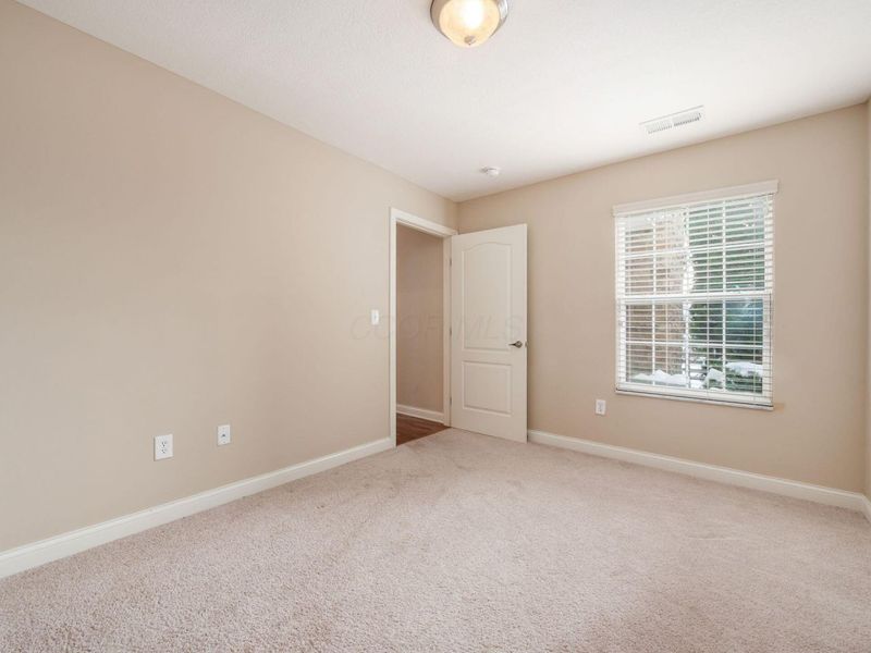 4492 Newport Loop E, Grove City, OH 43123 Photo 28