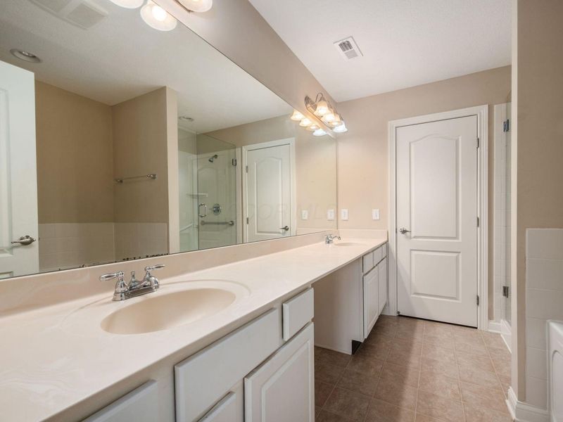 4492 Newport Loop E, Grove City, OH 43123 Photo 40