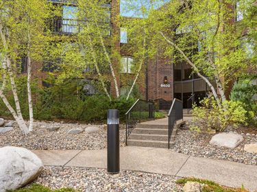 8400 Pennsylvania Road, Unit 227, Bloomington, MN 55438