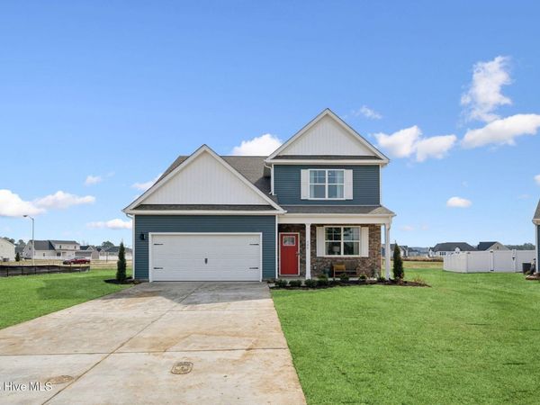302 Mizzen Way, Elizabeth City, NC 27909